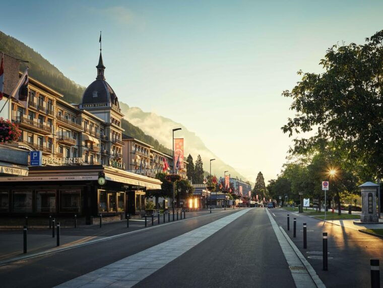 From Lucerne: Daytrip to Interlaken - Scenic Drive Over Brünig Pass