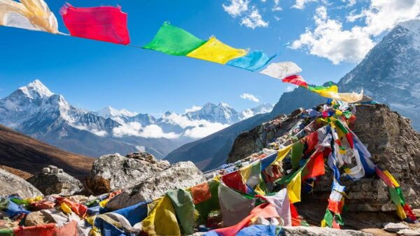 From Lukla: 9 Day Gokyo Lakes Trek - Best Time to Visit
