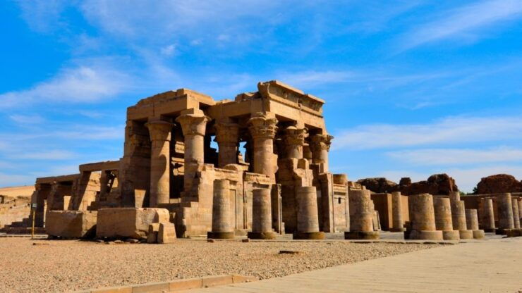 From Luxor: Private Day Trip to Edfu and Kom Ombo - Multilingual Commentary and Pickup Details