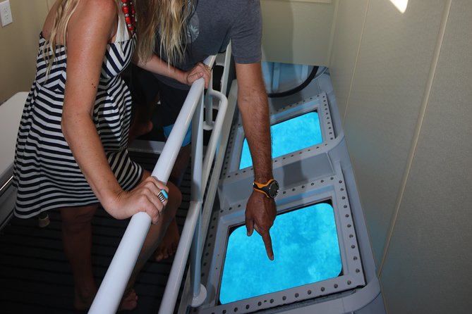 From Maalaea Harbor, Maui: Molokini Snorkeling Adventure Aboard Calypso - Amenities on the Calypso Catamaran
