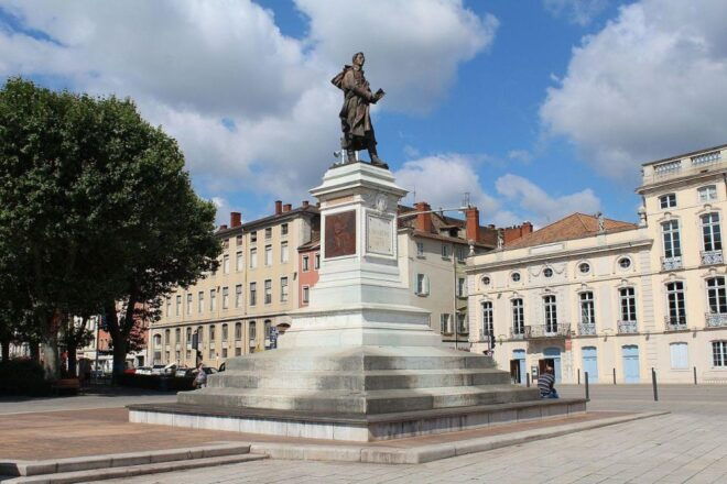 From Mâcon: Go Through the Theme Park Ludicaches to the Multiverse - Activities and Experience Highlights