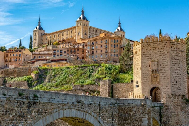 From Madrid: Full Day Trip to Segovia and Toledo - Discovering Segovia