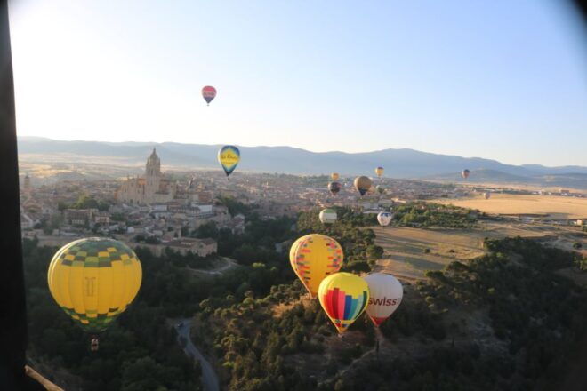 From Madrid: Hot Air Balloon Over Segovia With Transfer - Review Summary