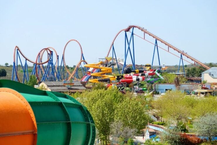 From Madrid: Parque Warner Beach Water Park & Transport - Activity Highlights