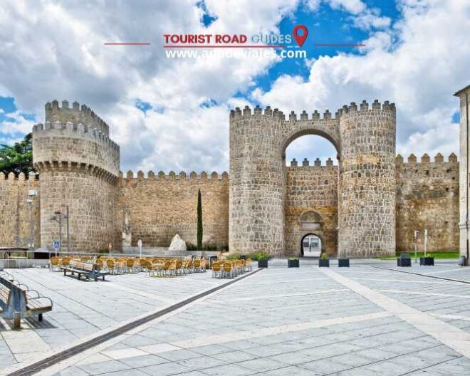 From Madrid: Private Tour Ávila - Segovia With Tapas Route - Avila Exploration