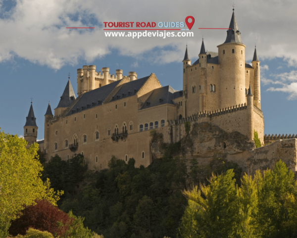 From Madrid: Private Tour Ávila - Segovia With Tapas Route - Tour Inclusions
