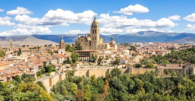 From Madrid: Private Tour for Toledo, Segovia,Alcázar Castle - Toledo Landmarks