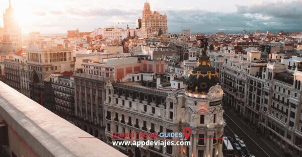 From Madrid: Private Tour of Madrid 4 Hours - Accessibility and Restrictions