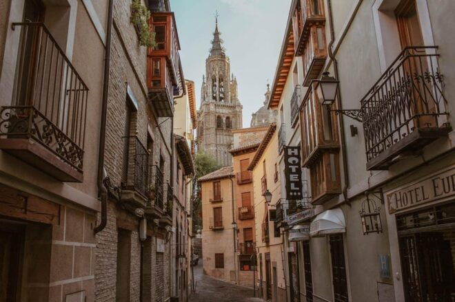 From Madrid: Private Transfer to Toledo - Flexible Personalized Itinerary