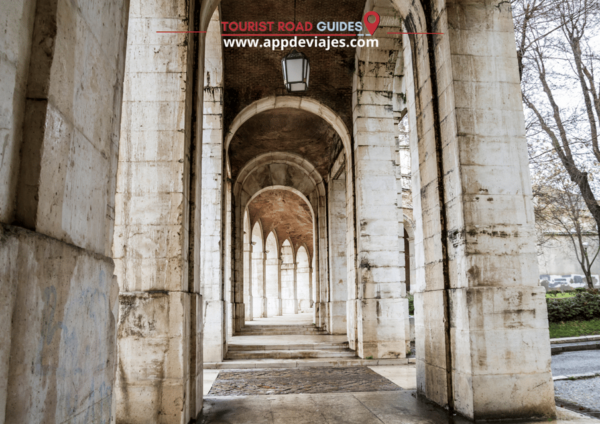 From Madrid: Tour Private Aranjuez & Toledo - Additional Information
