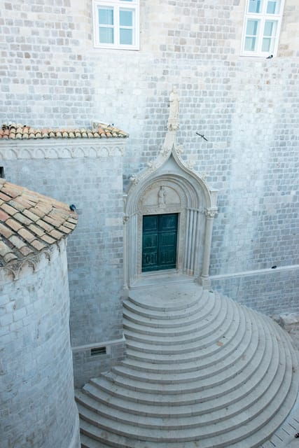 From Makarska: Day Trip to Dubrovnik - Included Services and Amenities