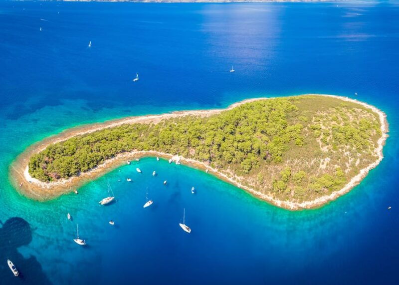 From Makarska: Full day private speed boat tour 3 islands - Practical Details and Tips