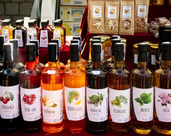 From Makarska: Local Market Zadvarje & Waterfall Gubavica Tour - Customer Feedback