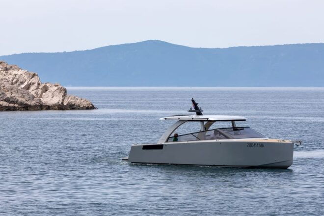 From Makarska - Private Luxury Boat Tour to Blue Cave - Inclusions and Exclusions