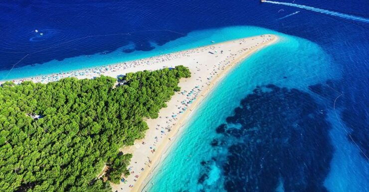 From Makarska: Zlatni Rat & Bol Speedboat Tour With Swimming - Itinerary Highlights