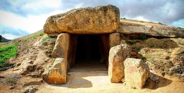 From Málaga: Caminito Del Rey & Antequera: Dolmens and Free Time - What to Bring