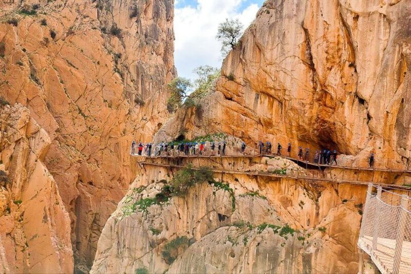 From Málaga: Caminito Del Rey Guided Day Trip - Itinerary and Transportation