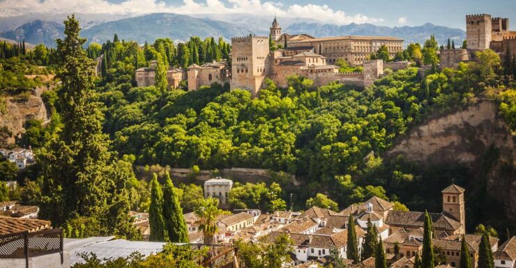 From Malaga: Day Trip to Alhambra by Bus With Entry Tickets - Pricing and Discounts