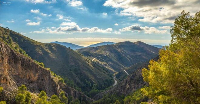 From Málaga: El Saltillo Gorge and White Village Hiking Tour - Booking Information