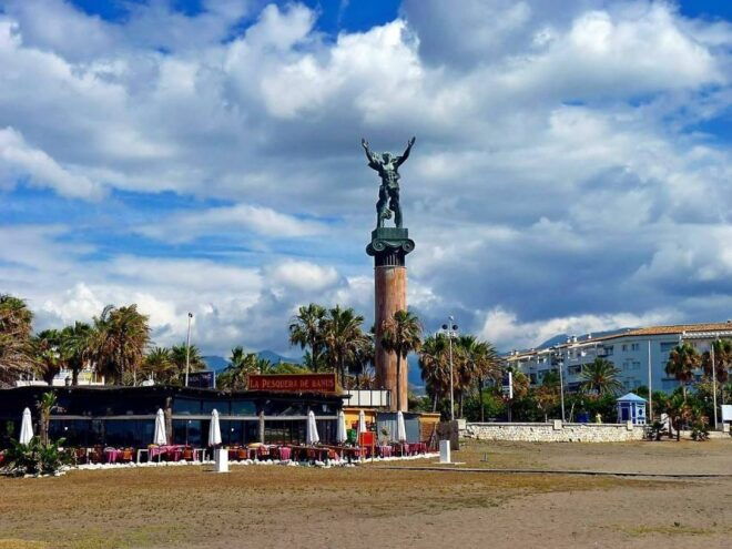 From Málaga: Marbella, Mijas, and Puerto Banús Guided Tour - The Sum Up