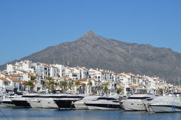 From Malaga or Costa Del Sol: Mijas, Marbella & Puerto Banus - Tour Details