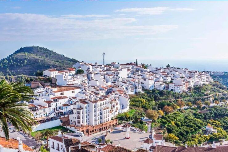 From Malaga: Private Guided Day Trip to Nerja and Frigiliana - Tour Highlights