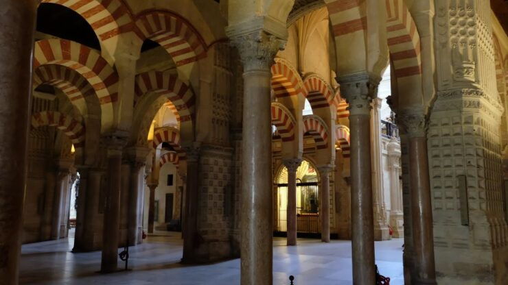 From Malaga: Private Guided Walking Tour of Córdoba - Experience Highlights