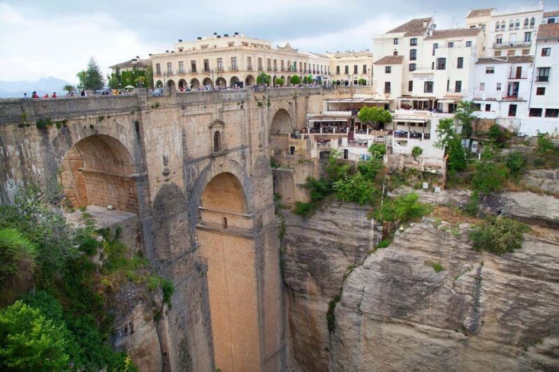 From Malaga: Ronda y Setenil de la Bodegas Day Trip by coach - FAQ