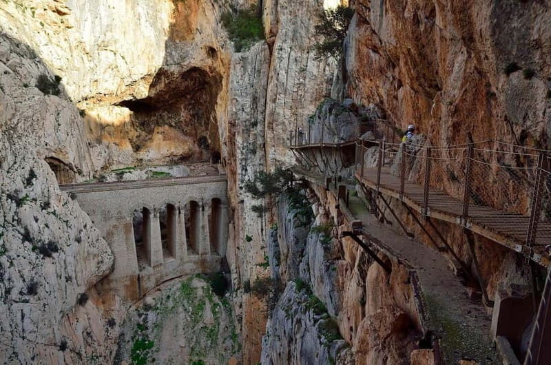 From Málaga: Round Trip Bus to Caminito del Rey + Tour with an Official Guide - What’s Included and What to Budget For