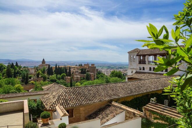 From Málaga: Sunset Alhambra Tour With Tickets - Starting Location and Transportation
