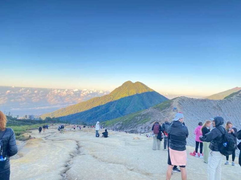 From Malang : A Private Kawah Ijen Midnight Tour - Who Should Consider This Tour?