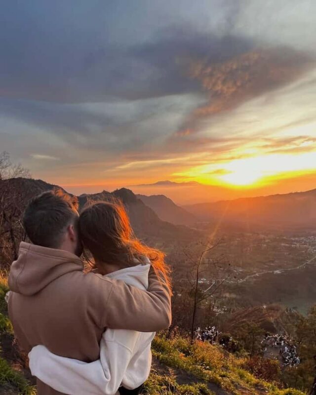 From Malang: Shared Bromo Sunrise Tour with Snack Box - The Experience in Detail