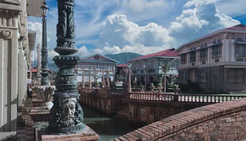 From Manila: Las Casas Filipinas de Acuzar Guided Day Trip - Exploring the Heritage and Architecture