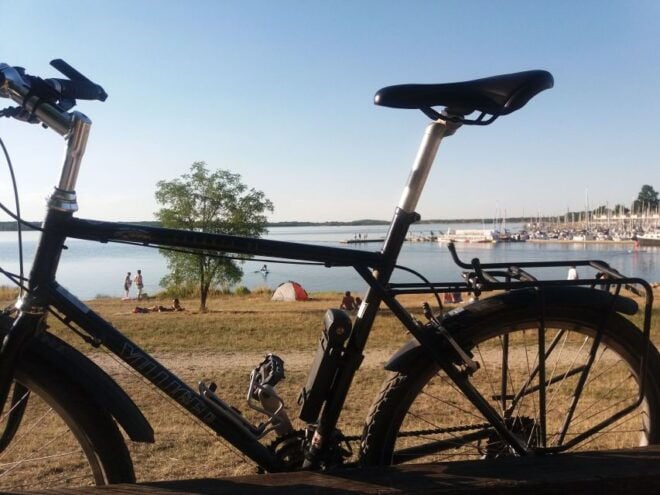 From Markkleeberg: Stadthafen and Auen Lake Cycling Tour - Route Description