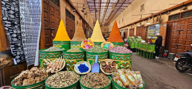 From Marrakech: Ait Ben Haddou and Warzazat Day Trip - Itinerary and Visit Details