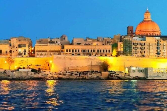 From Marsamxett: Maltese Islands Private Yacht Charter - Yacht Features