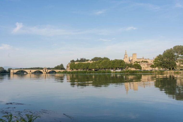 From Marseille: Provence Sightseeing Tour and Wine Tasting - Important Information