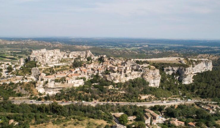 From Marseille: Provence Sightseeing Tour and Wine Tasting - Experience Highlights
