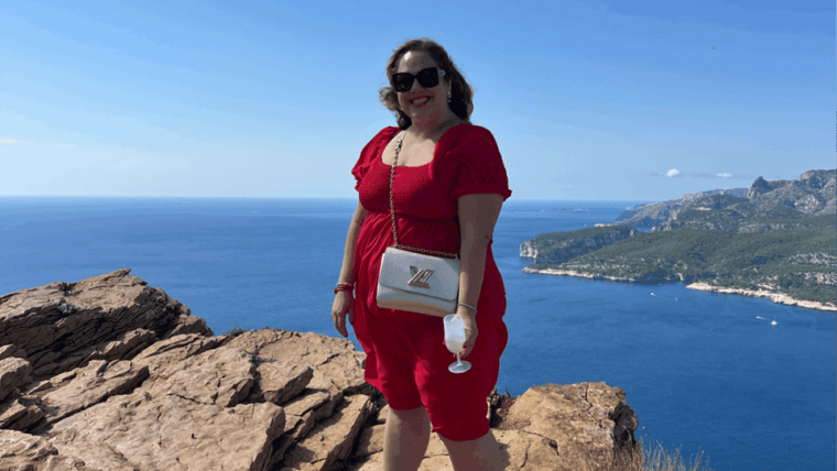 From Marseille to Cassis: a Journey to the Heart of the Calanques and Traditions. - Tour Experience and Accessibility