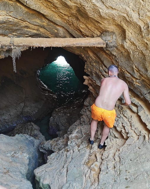 From Marseille to the Calanques Blueues by Train, Hike, Lagoons and Villages - Visit La Redonne and Calanques De Figuière