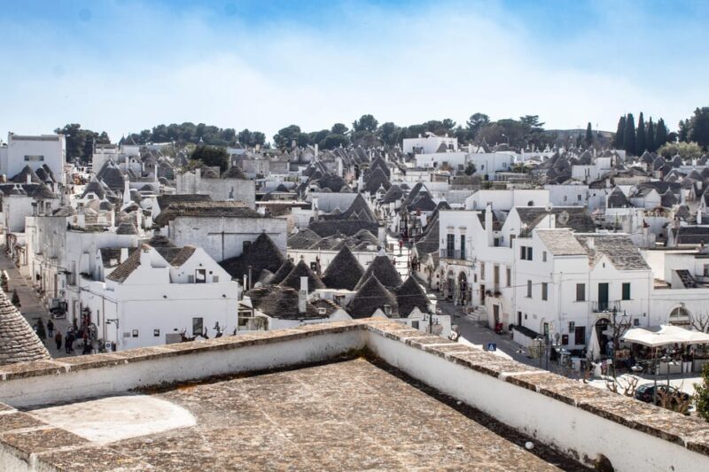 From Matera: tour of Alberobello with private transfer - Panoramic Views and Local Crafts