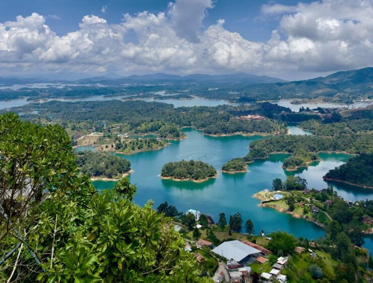 From Medellin: Guatapé Day Trip With El Peñol Rock and Lunch - Booking and Reservation Information