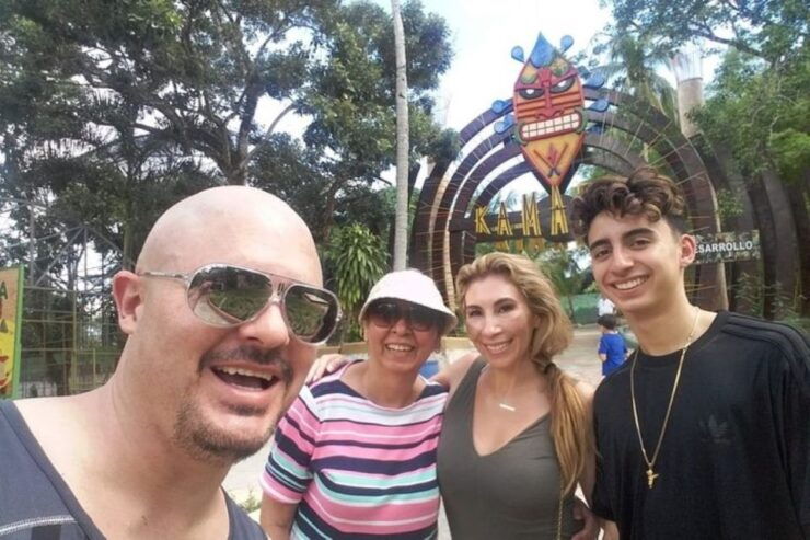 From Medellín: Pablo Escobar's Hacienda Nápoles Private Tour - Experience Highlights