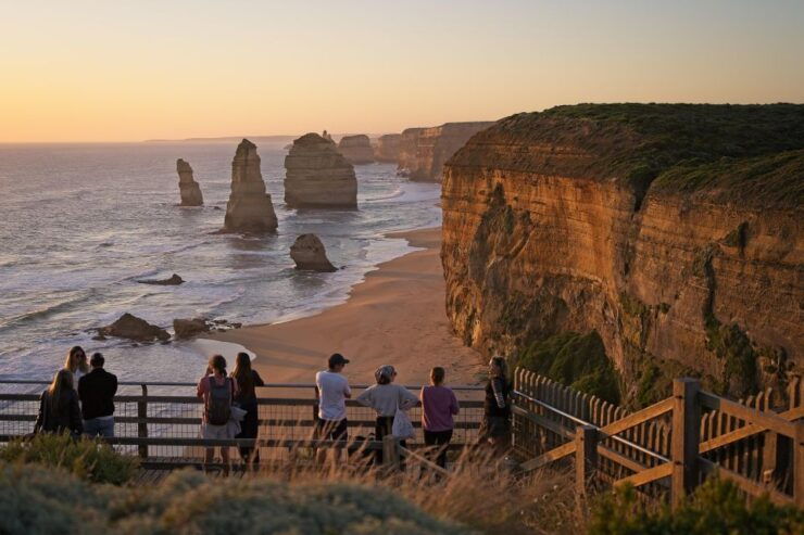 From Melbourne: Great Ocean Road Guided Day Trip - Booking Details