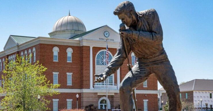 From Memphis: Elvis Presley's Upbringing Tour - Tour Details