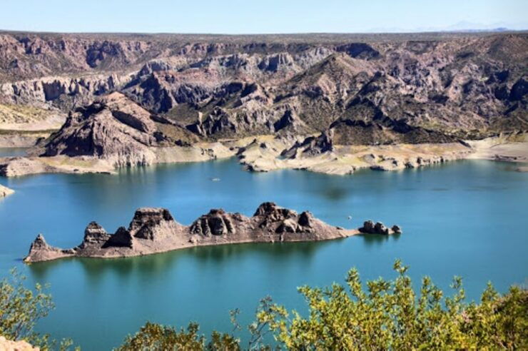 From Mendoza: San Rafael Sightseeing and Atuel Canyon Tour - Experience Highlights