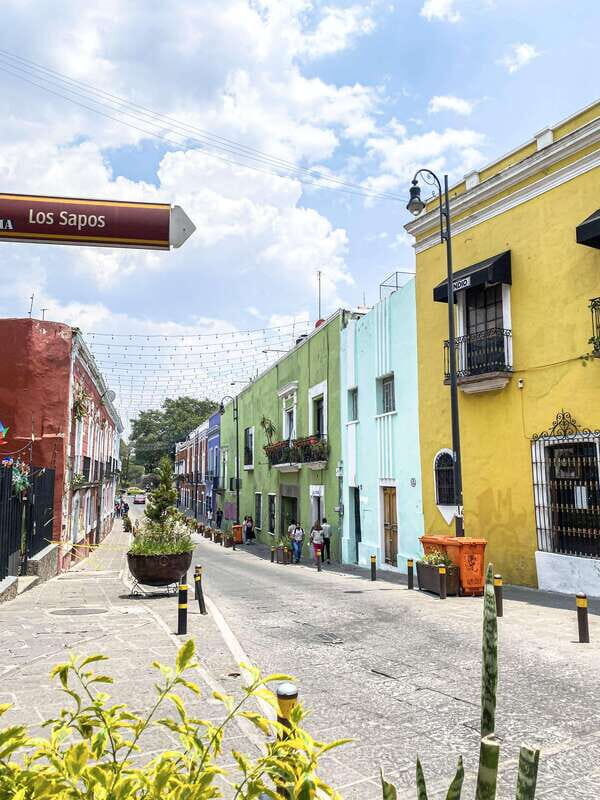 From Mexico City: Day trip to Puebla, Cholula, and Tonantzintla - Guides and Experience