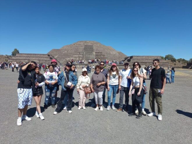 From Mexico City: Teotihuacan & Basilica of Guadalupe Tour - Exclusive Underground Cave Restaurant