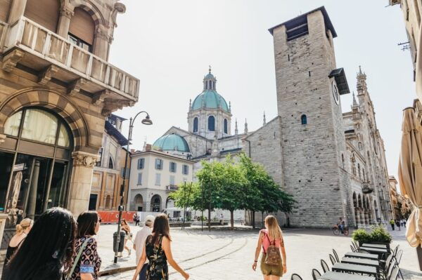 From Milan: Lake Como & Bellagio by Bus & Private Boat Tour - What to Expect