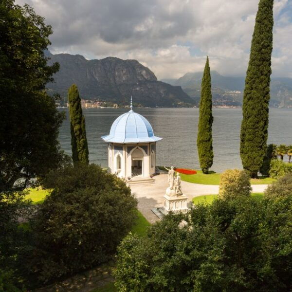 From Milan: Lakeside Villas on Lake Como With Ferries - Tips for the Tour